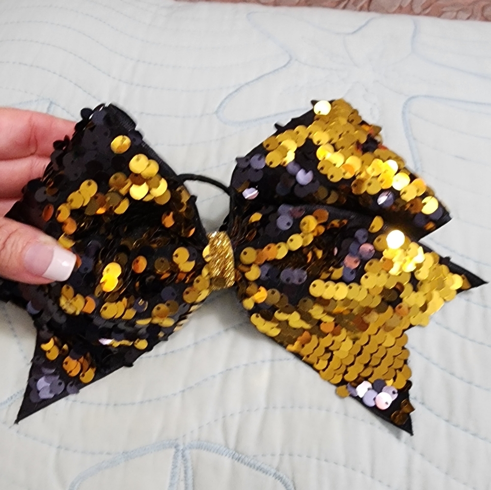 New Cheerleading Sequin Bow